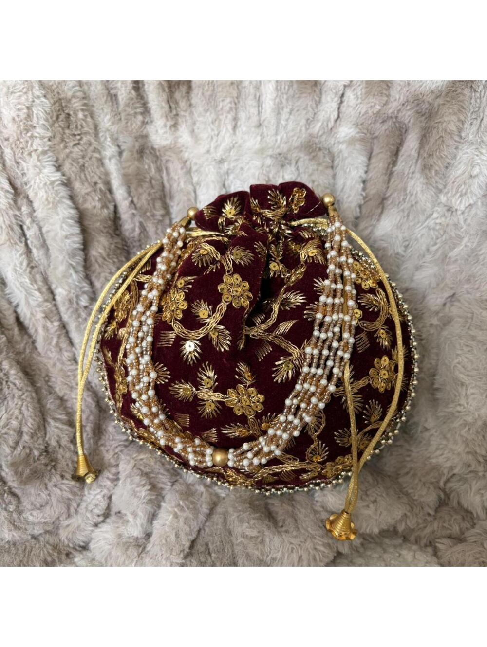 POUCH BAG/PURSE